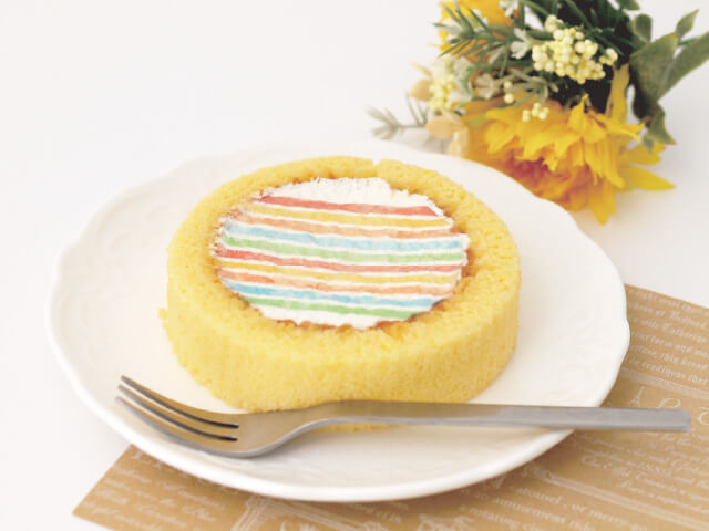 食べられるトッピングシート（デコシールイメージ写真）：ロールケーキ